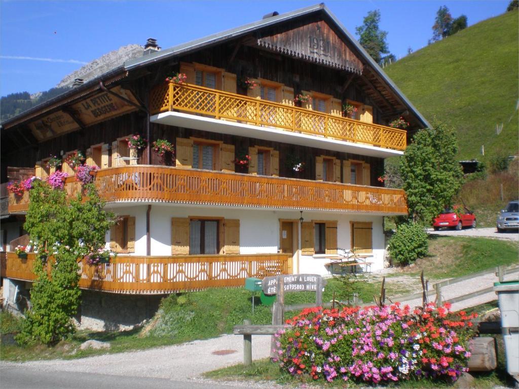 Chambre D'Hote La Petite Bergerie Abondance Esterno foto