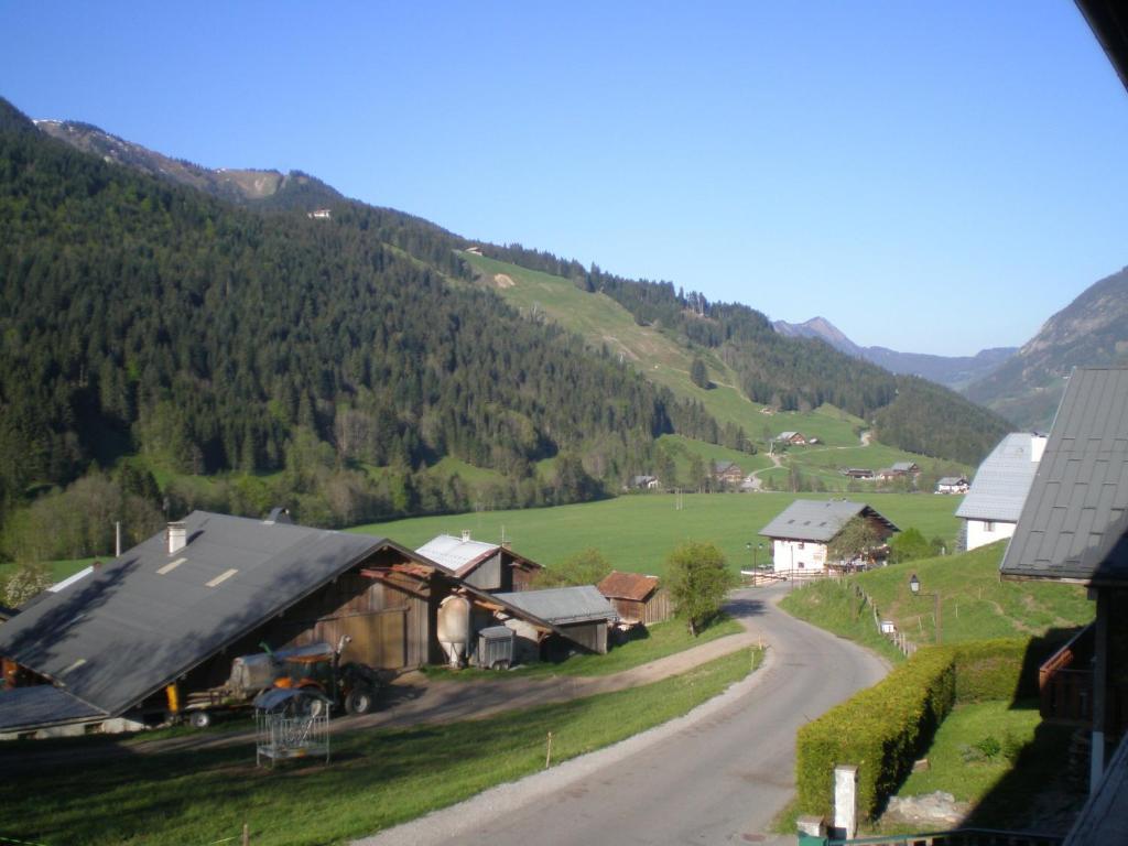 Chambre D'Hote La Petite Bergerie Abondance Esterno foto