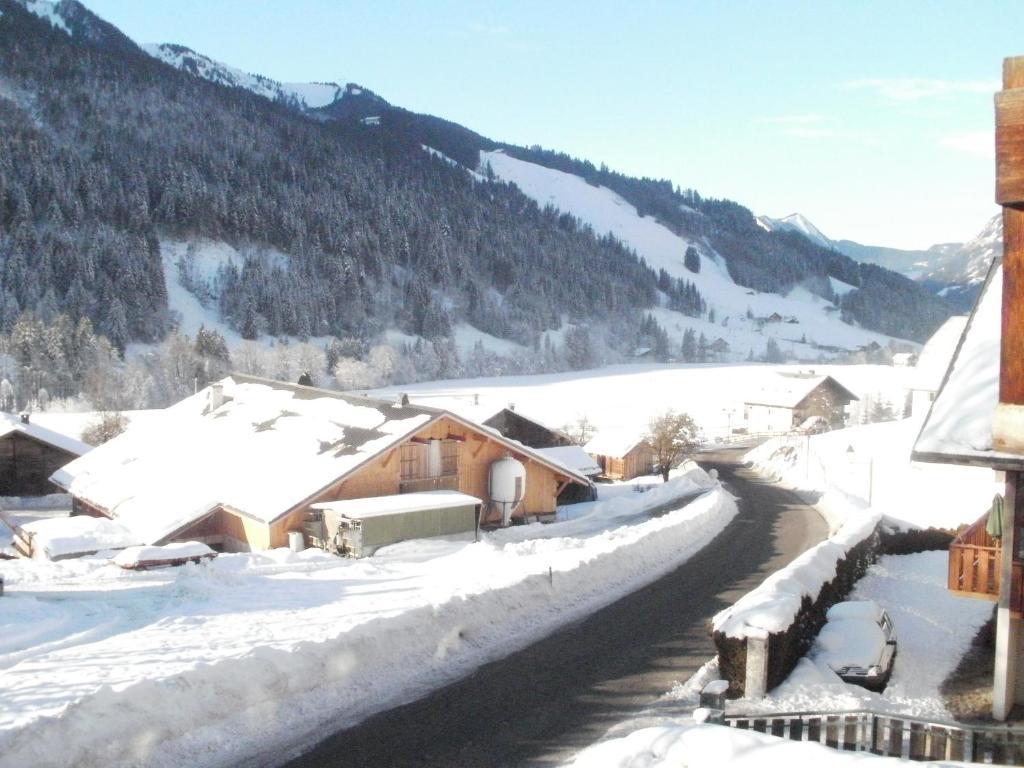 Chambre D'Hote La Petite Bergerie Abondance Esterno foto